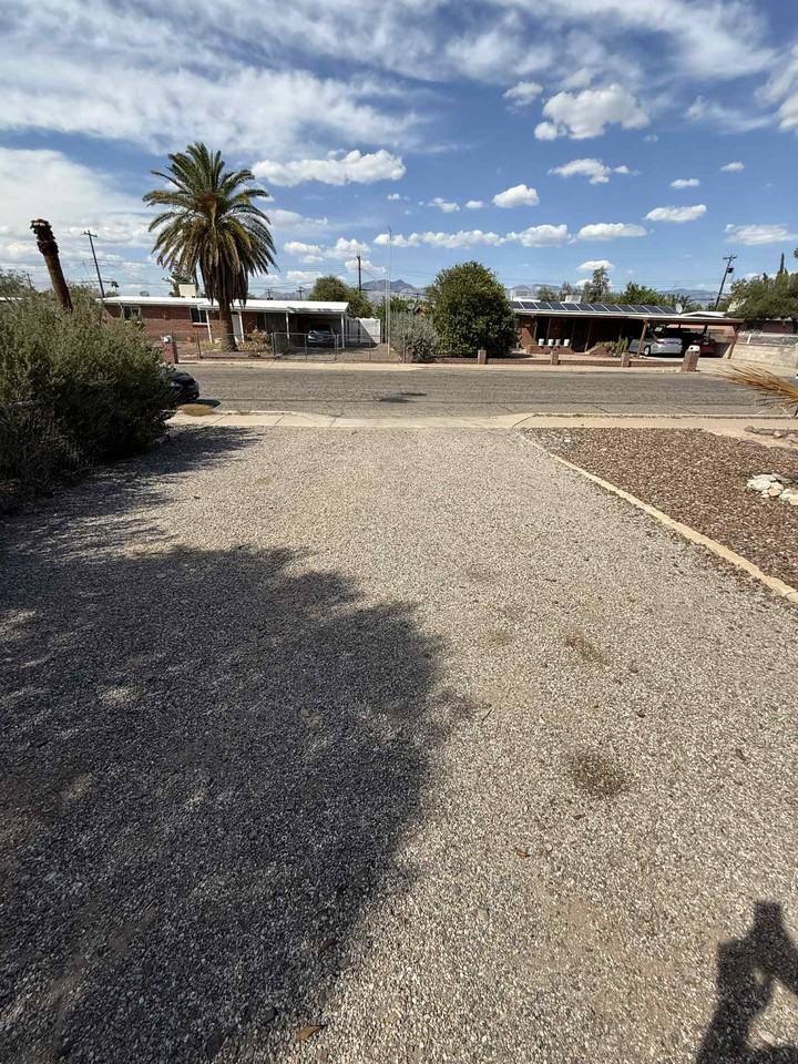 4832 East 24th Street #1 - Photo 5 of 29