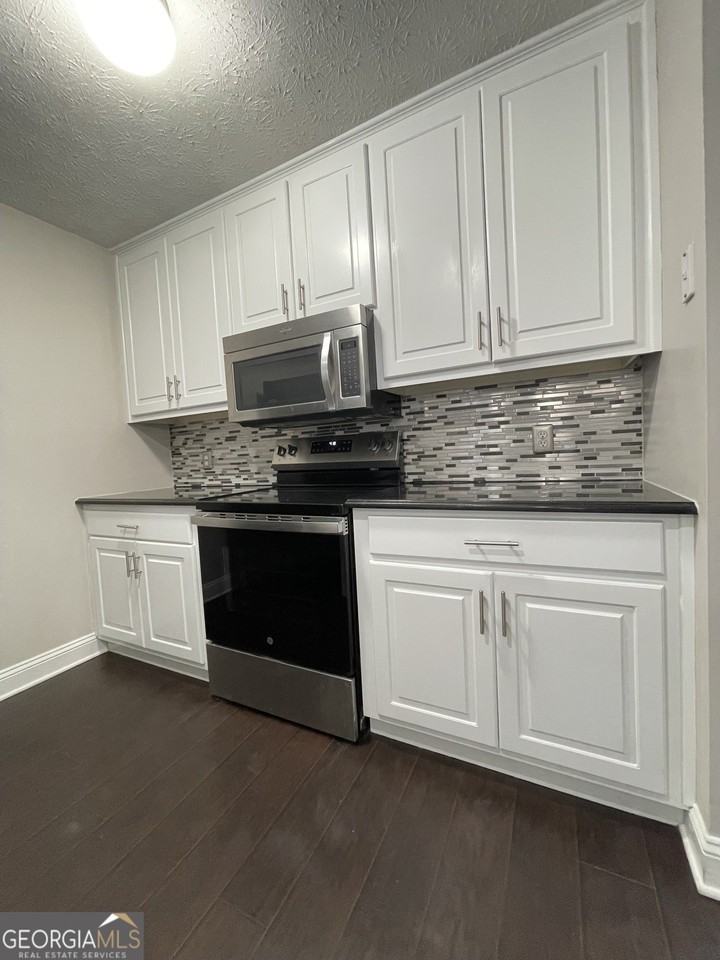 2880 Florence Drive - Photo 5 of 16