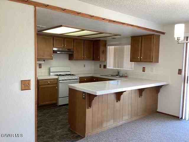 93rd Street East - Photo 6 of 17