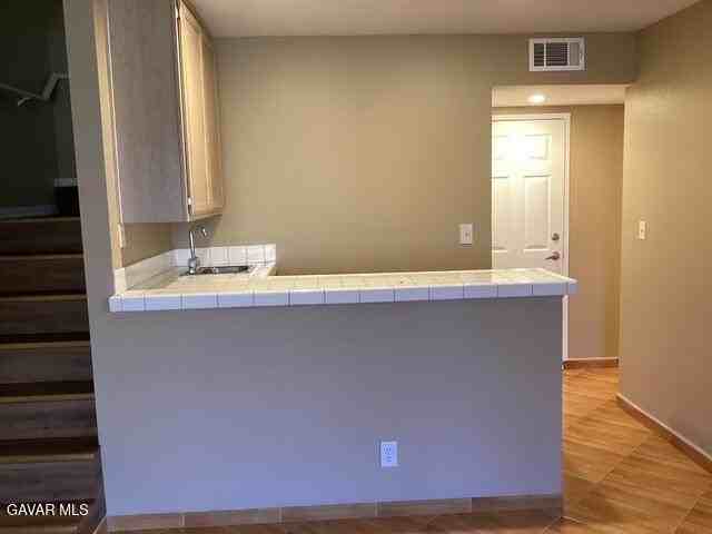 30th Street West #3 - Photo 4 of 17