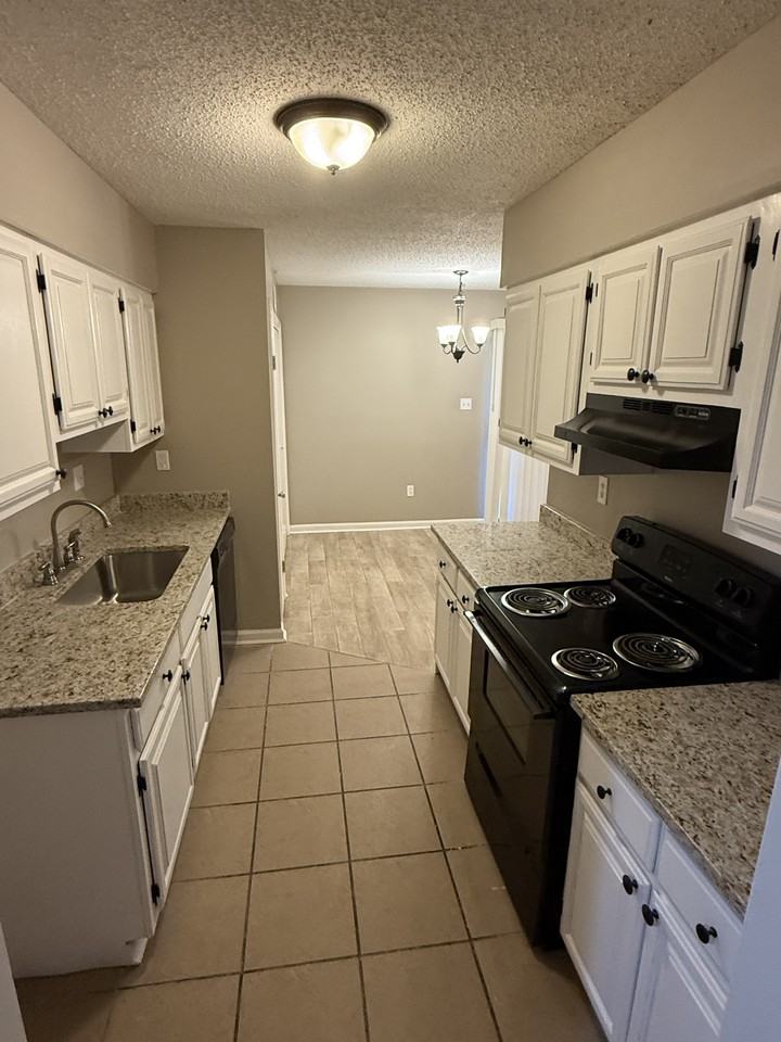 855 Charter Oak Drive #1 - Photo 4 of 20