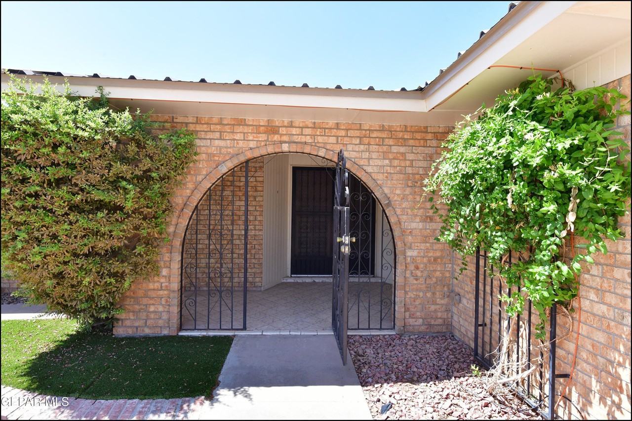 3606 Colville Dr - Photo 6 of 50