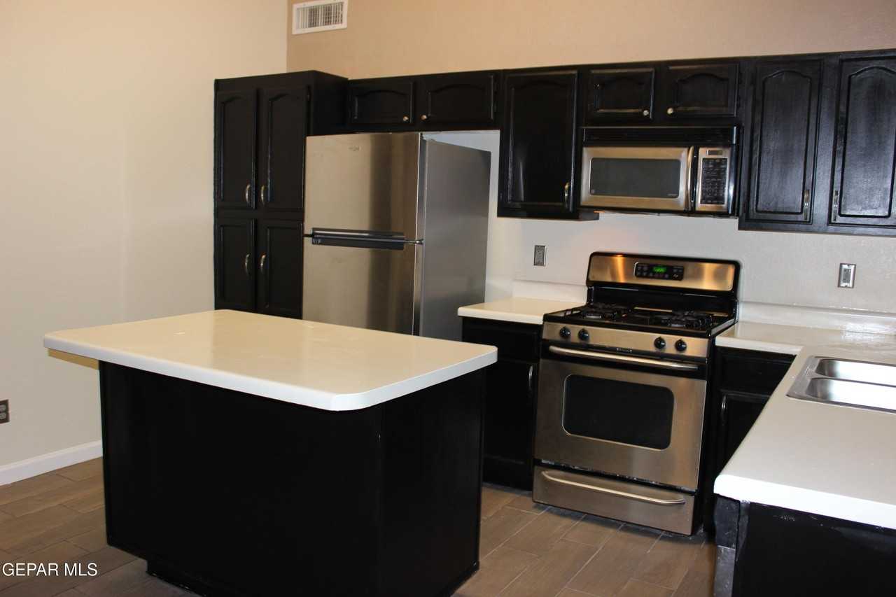 394 Brill Circle - Photo 5 of 28