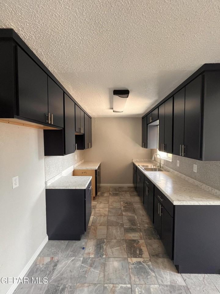 2325 Ken Venturi Lane - Photo 5 of 20