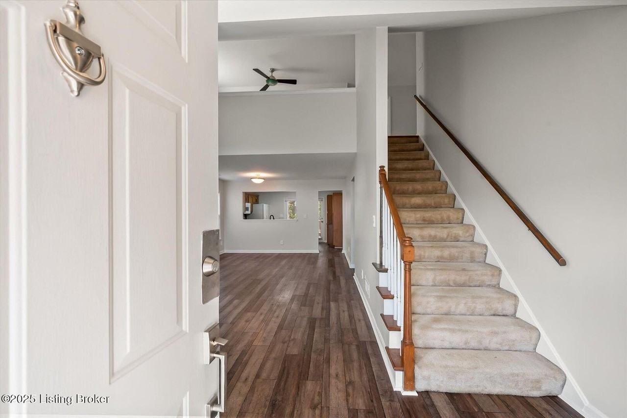 10523 Going Court - Photo 5 of 29