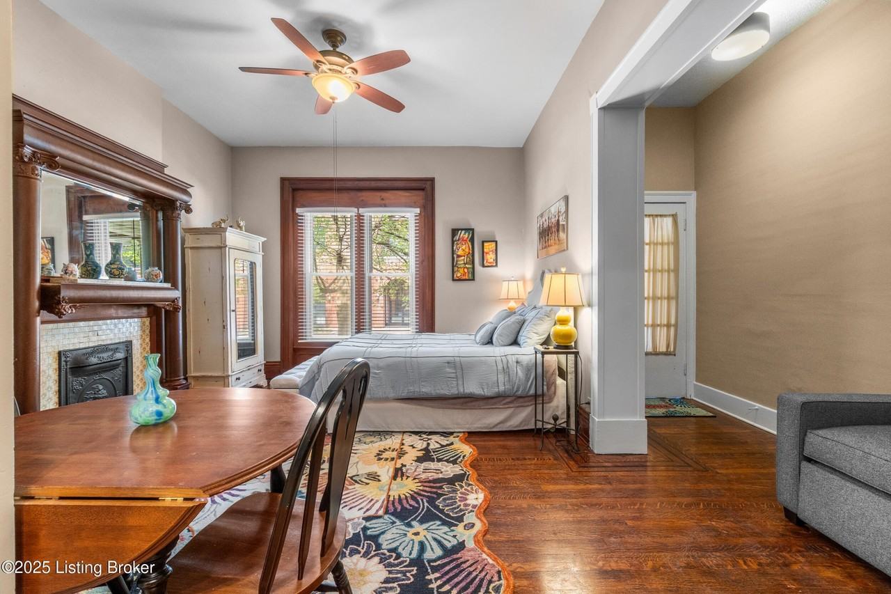 1236 East Broadway - Photo 7 of 42