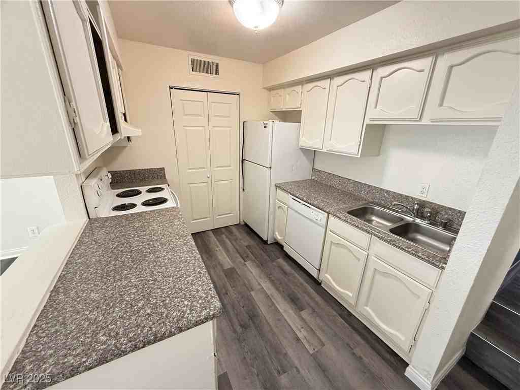 5165 Gray Lane #C - Photo 6 of 13