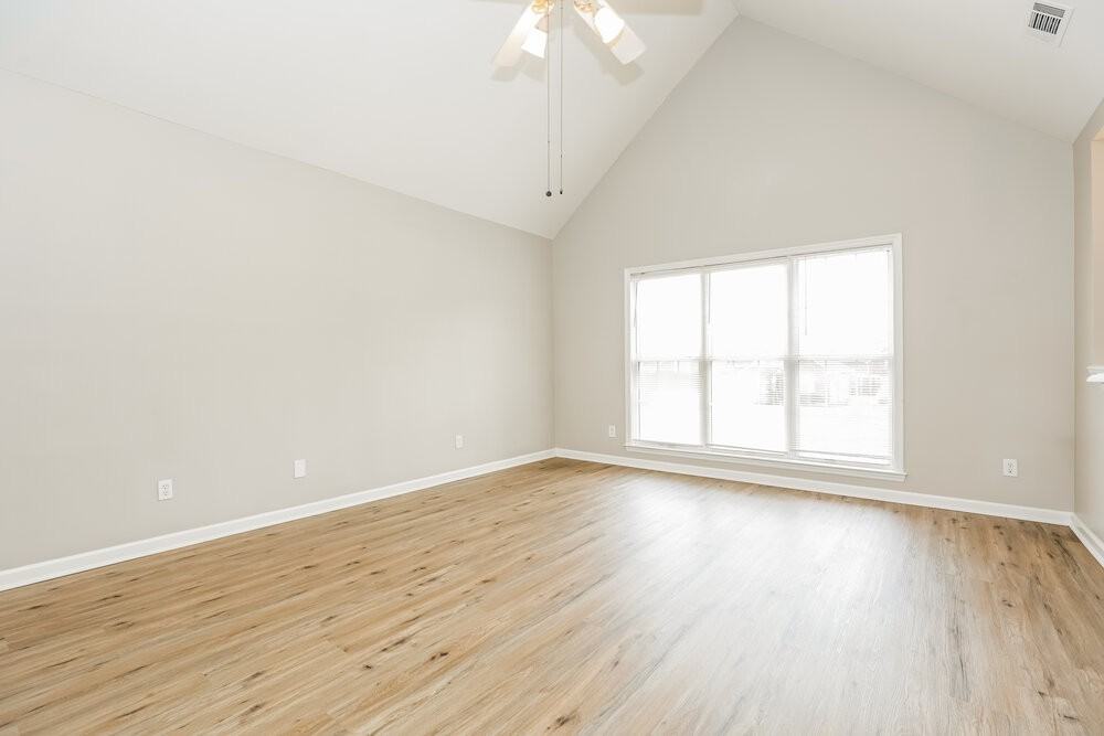 139 Cedar Forest Drive - Photo 5 of 17