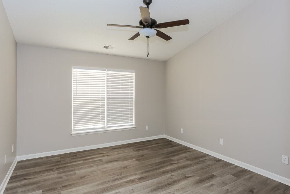 2082 Chapel Creek Rd - Photo 6 of 14