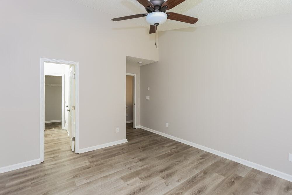 2082 Chapel Creek Rd - Photo 7 of 14