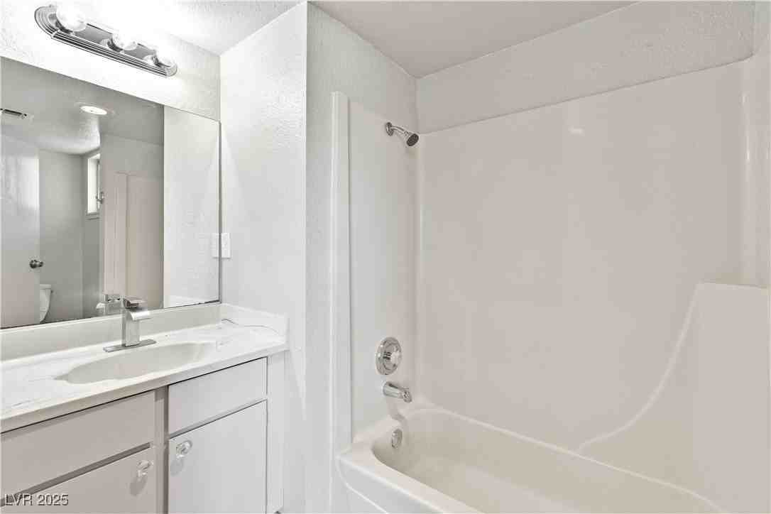 4988 Newport Cove Dr #A - Photo 7 of 17