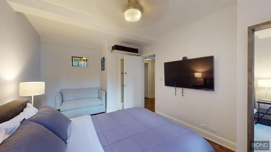 140 East 40th Street - Photo 6 of 10