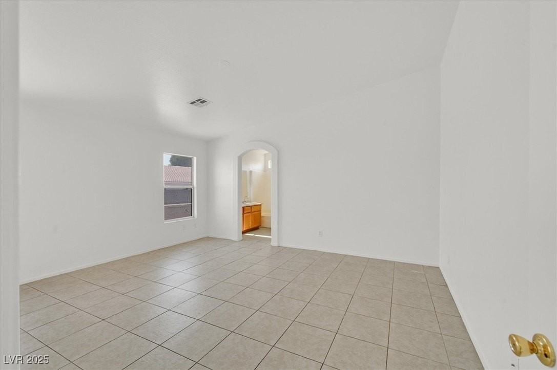 4935 Stormy Ridge Street - Photo 4 of 25