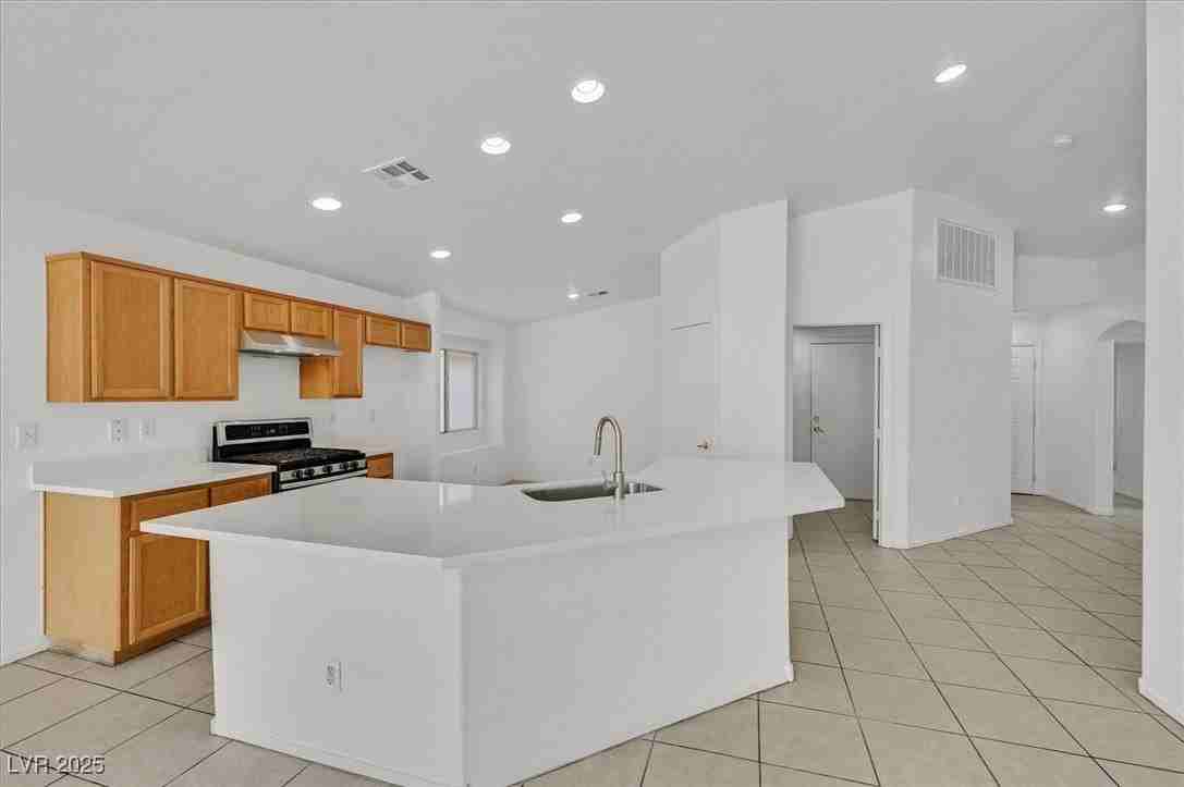 4935 Stormy Ridge Street - Photo 7 of 25