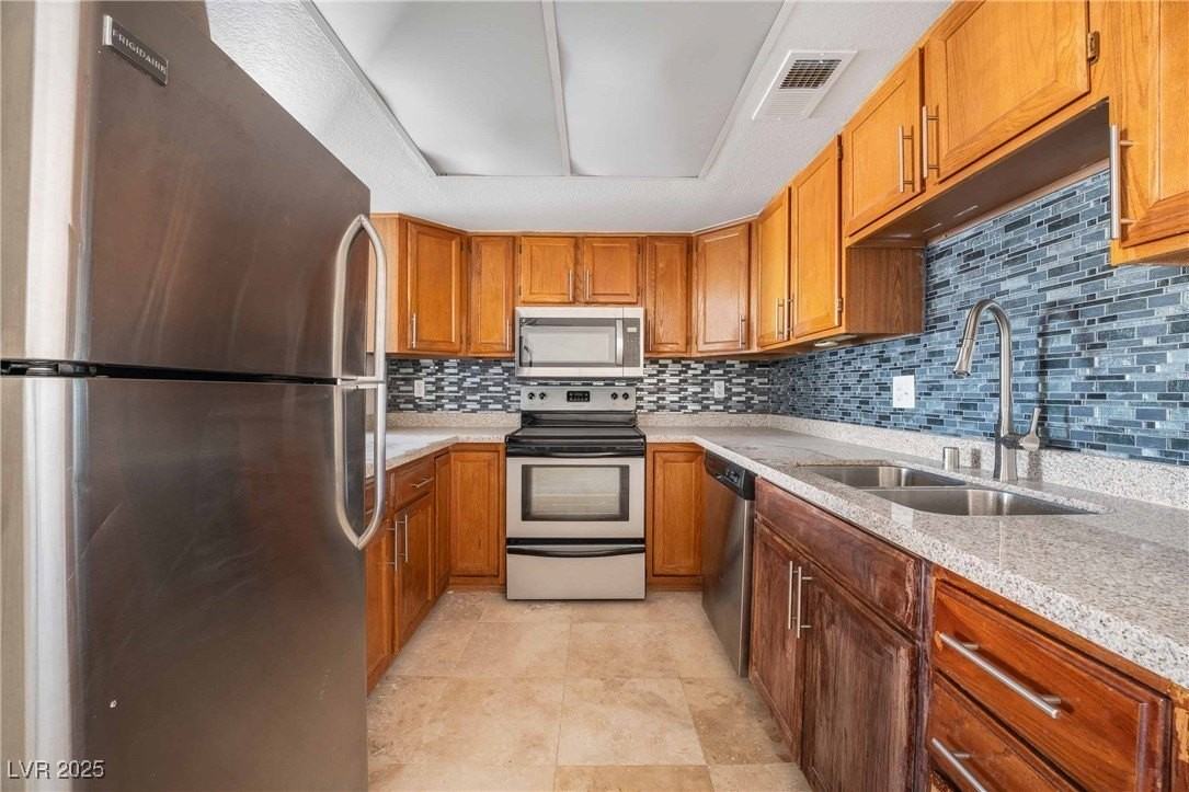 3769 Carlyle Dr #153 - Photo 6 of 18