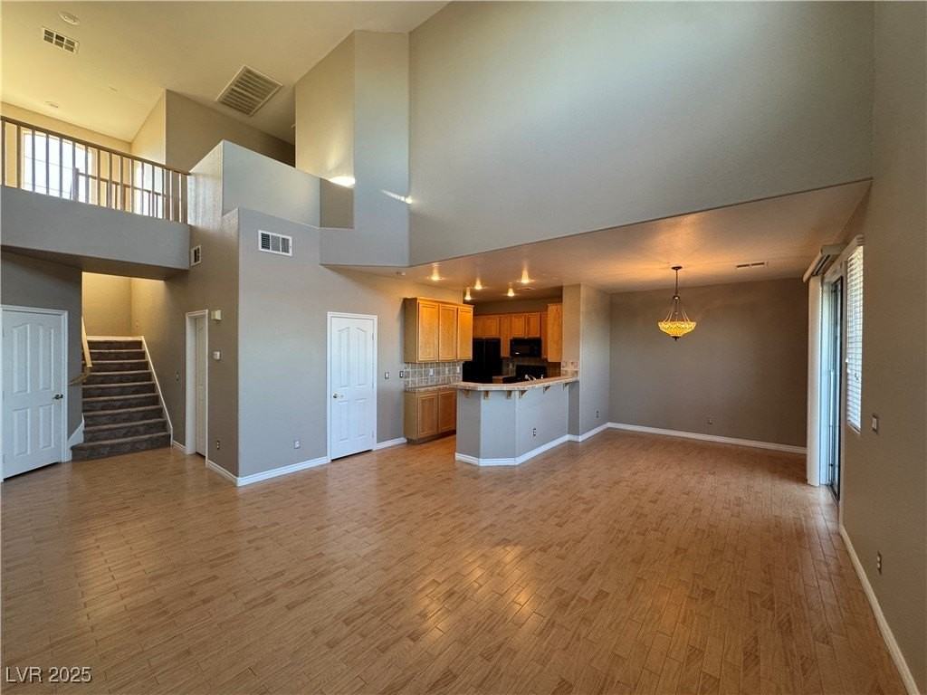 964 Coatbridge Street - Photo 3 of 20