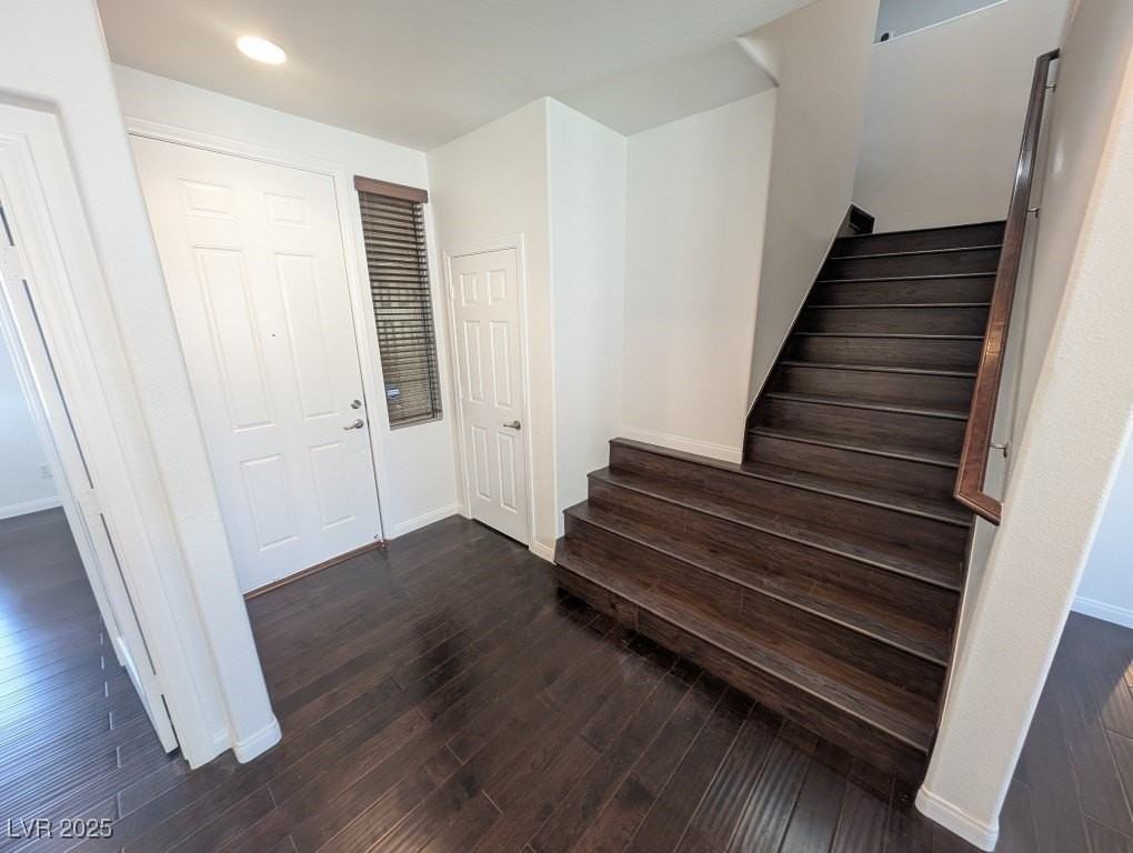 6819 Rolling Boulder Street - Photo 3 of 30