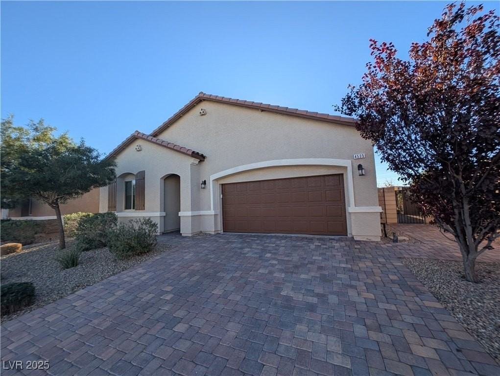 4535 Herbert River Avenue - Photo 2 of 32