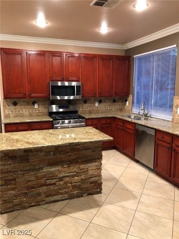 2574 Golden Bay Ct - Photo 2 of 28