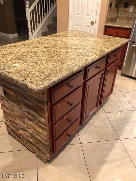 2574 Golden Bay Ct - Photo 4 of 28