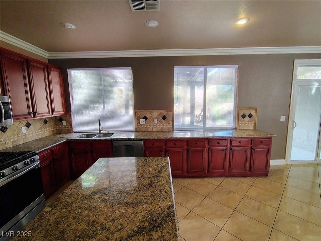 2574 Golden Bay Ct - Photo 5 of 28