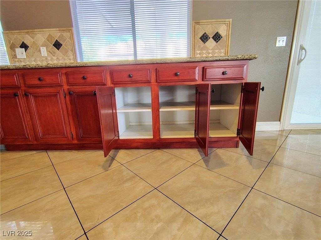 2574 Golden Bay Ct - Photo 7 of 28