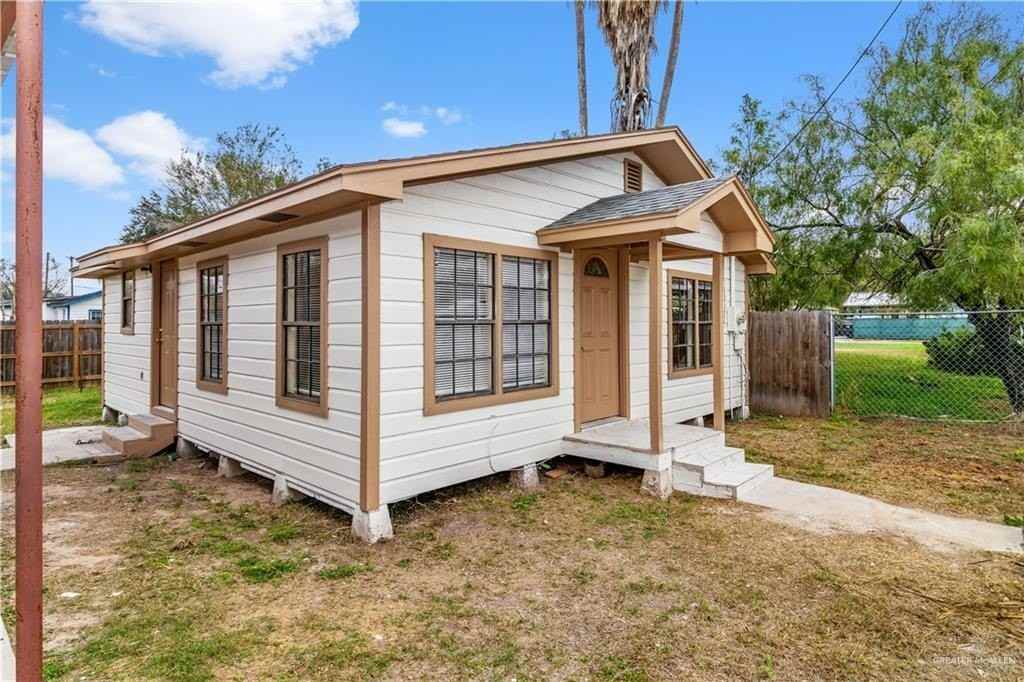 305 E Santa Rosa Ave - Photo 2 of 9