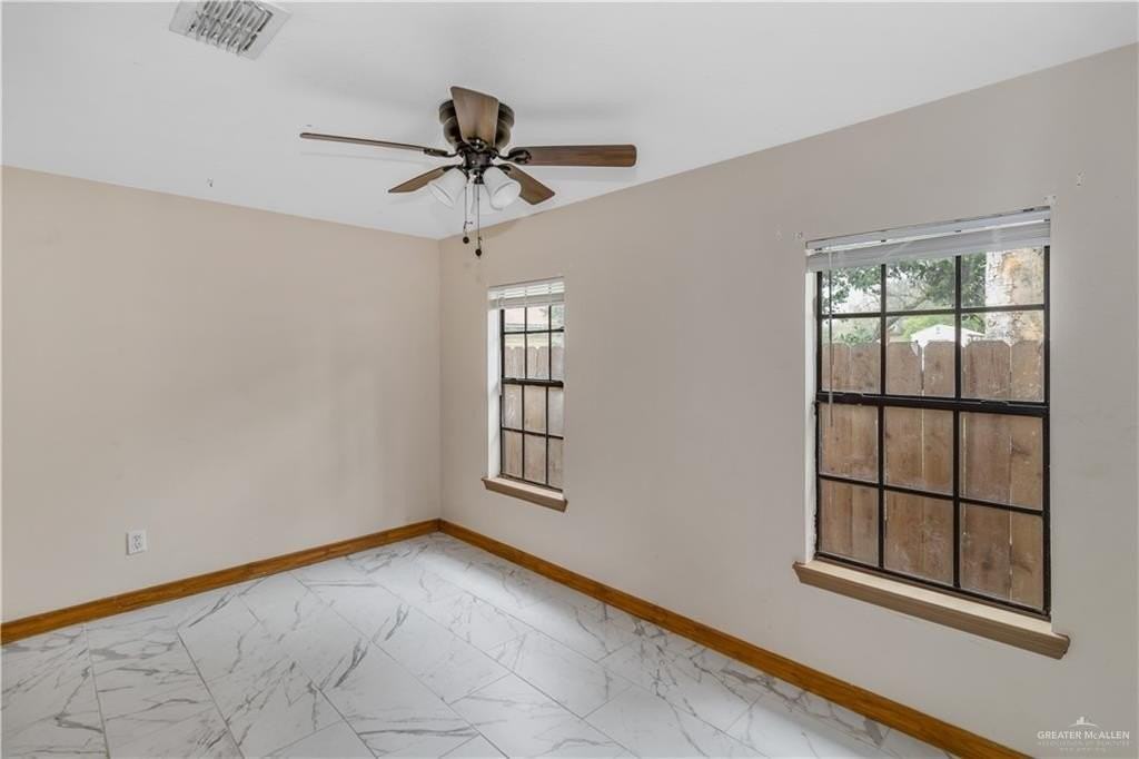 305 E Santa Rosa Ave - Photo 5 of 9