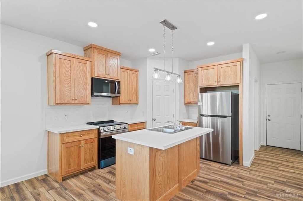 2108 E San Andrea St #1 - Photo 5 of 16