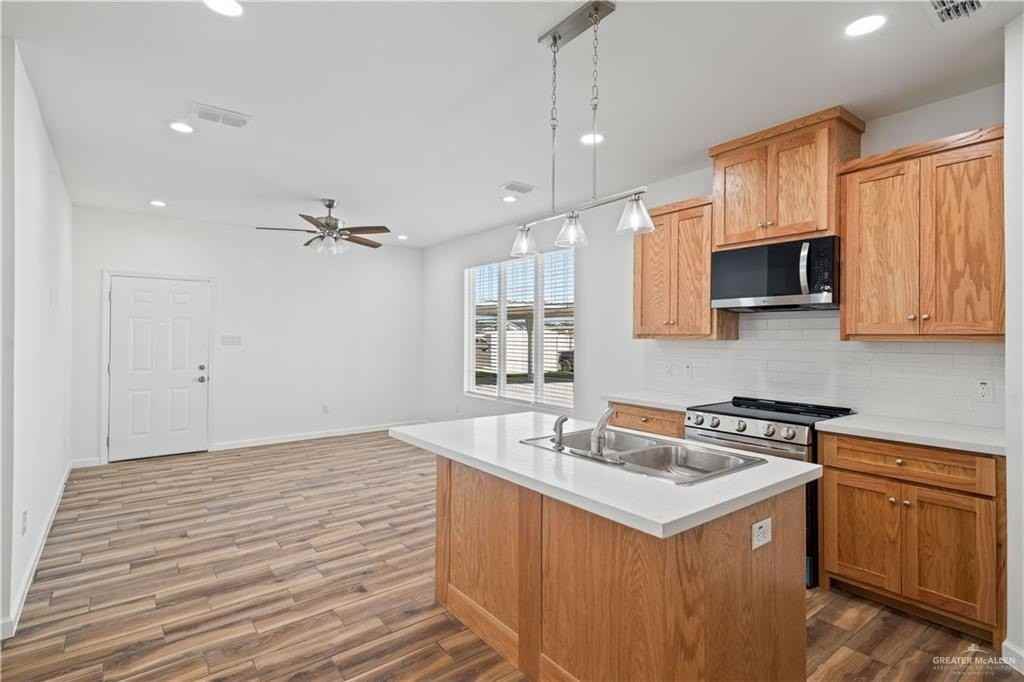 2108 E San Andrea St #1 - Photo 6 of 16