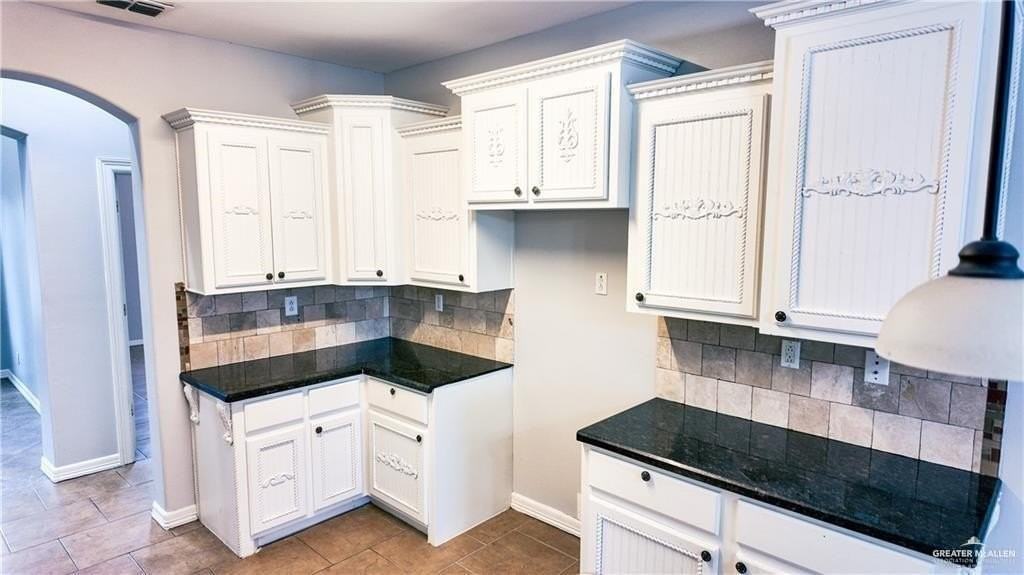 3000 Linva Avenue - Photo 2 of 12