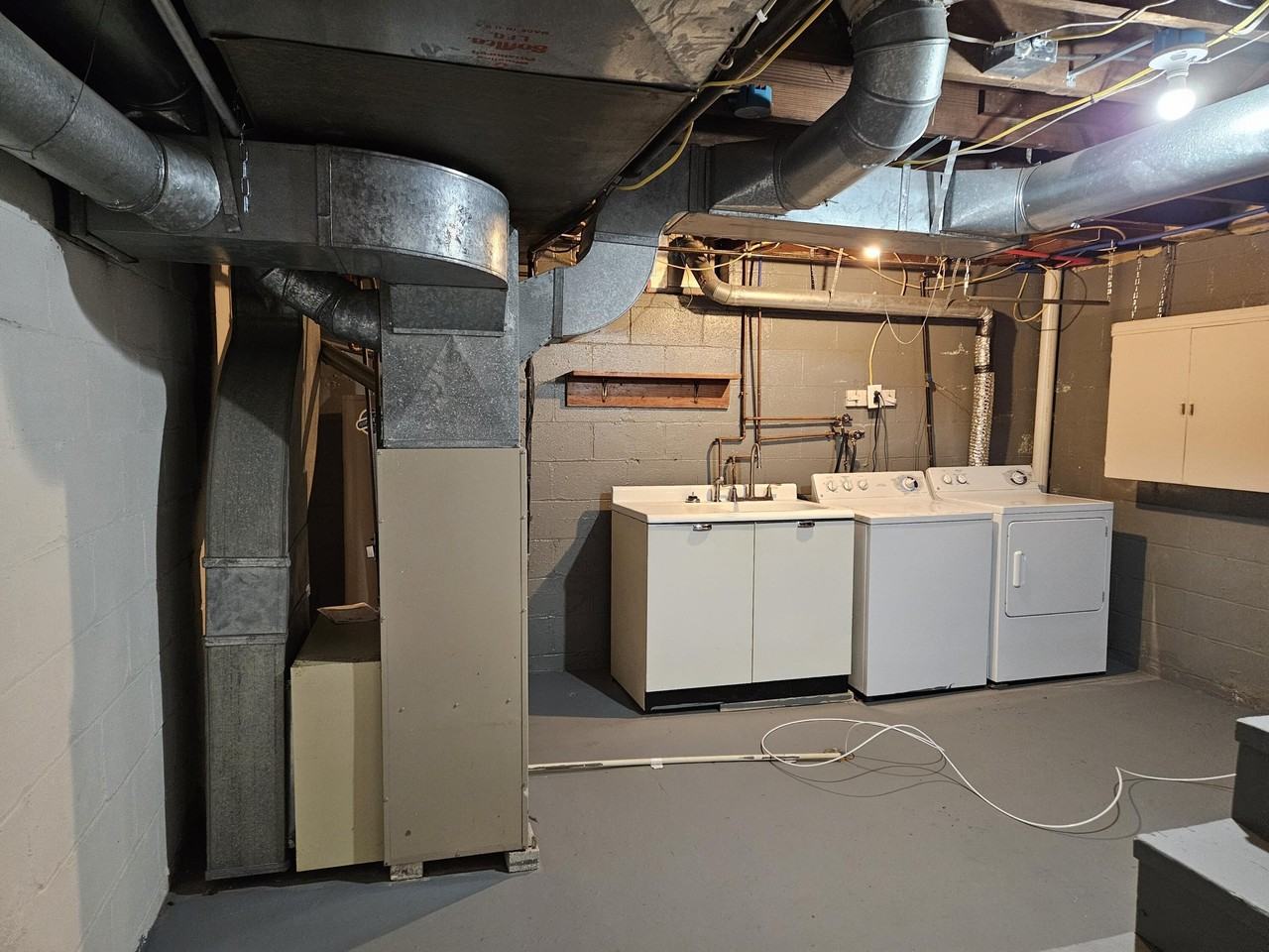 702 Leland Ct - Photo 6 of 12