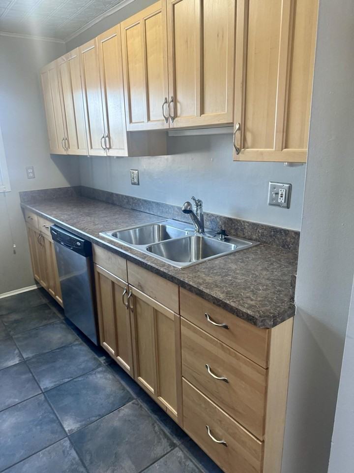 5065 North Crooks Road #52 - Photo 7 of 20