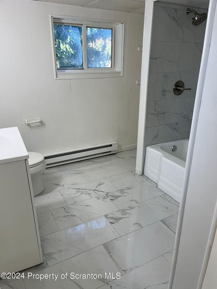 258 Main Street #3REAR - Photo 5 of 10