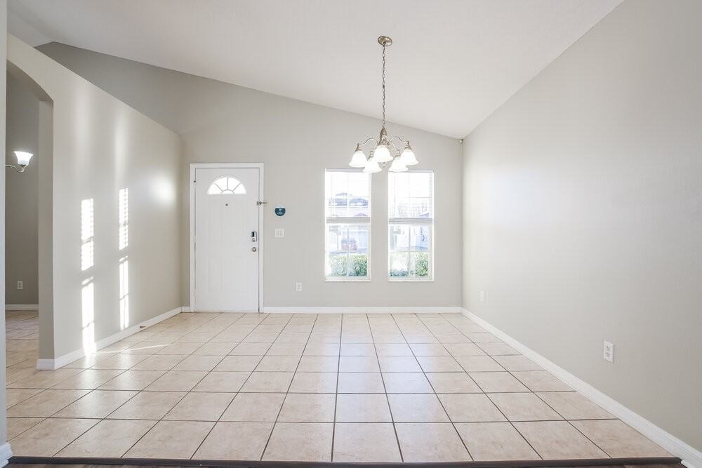 2613 Deck Avenue - Photo 5 of 16