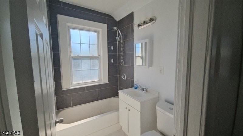 264 Pomona Ave #3 - Photo 5 of 25