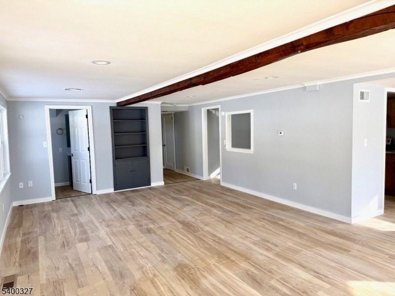 30 Wantage Ave - Photo 7 of 20