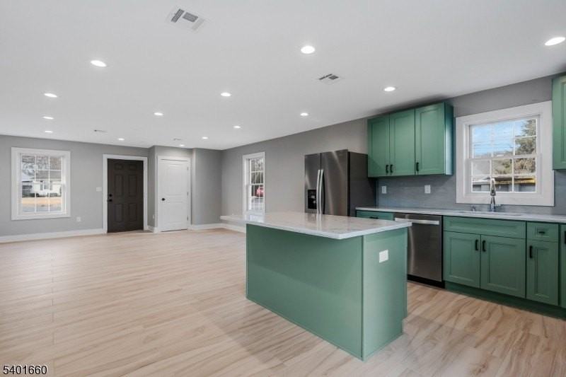 20 Louis Avenue - Photo 7 of 22