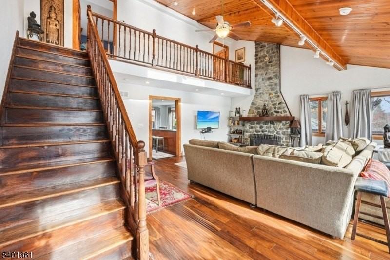 197 Point Breeze Drive - Photo 6 of 38