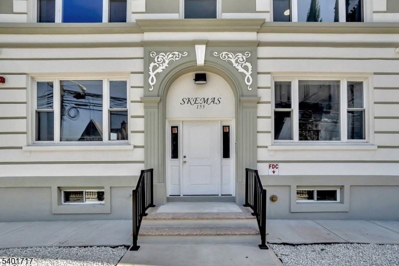 155 Clifton Ave - Photo 2 of 19