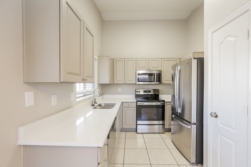 2838 South 64th Drive - Photo 7 of 16