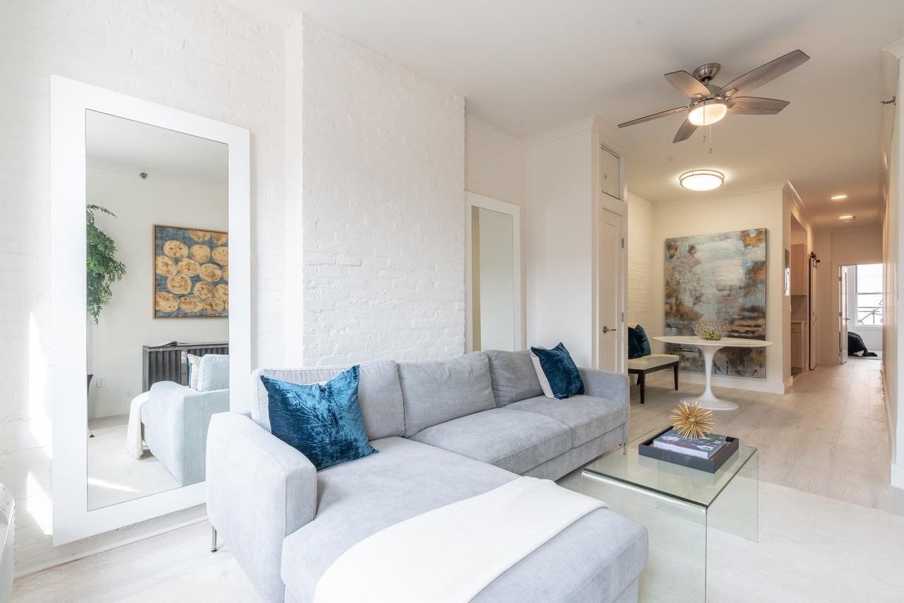 512 Observer Highway #2E - Photo 5 of 11