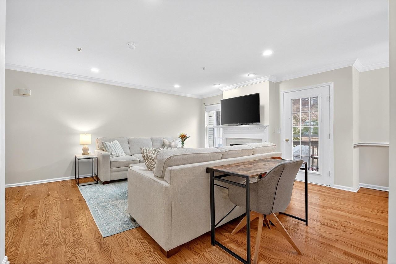 34 Marina Drive - Photo 7 of 29