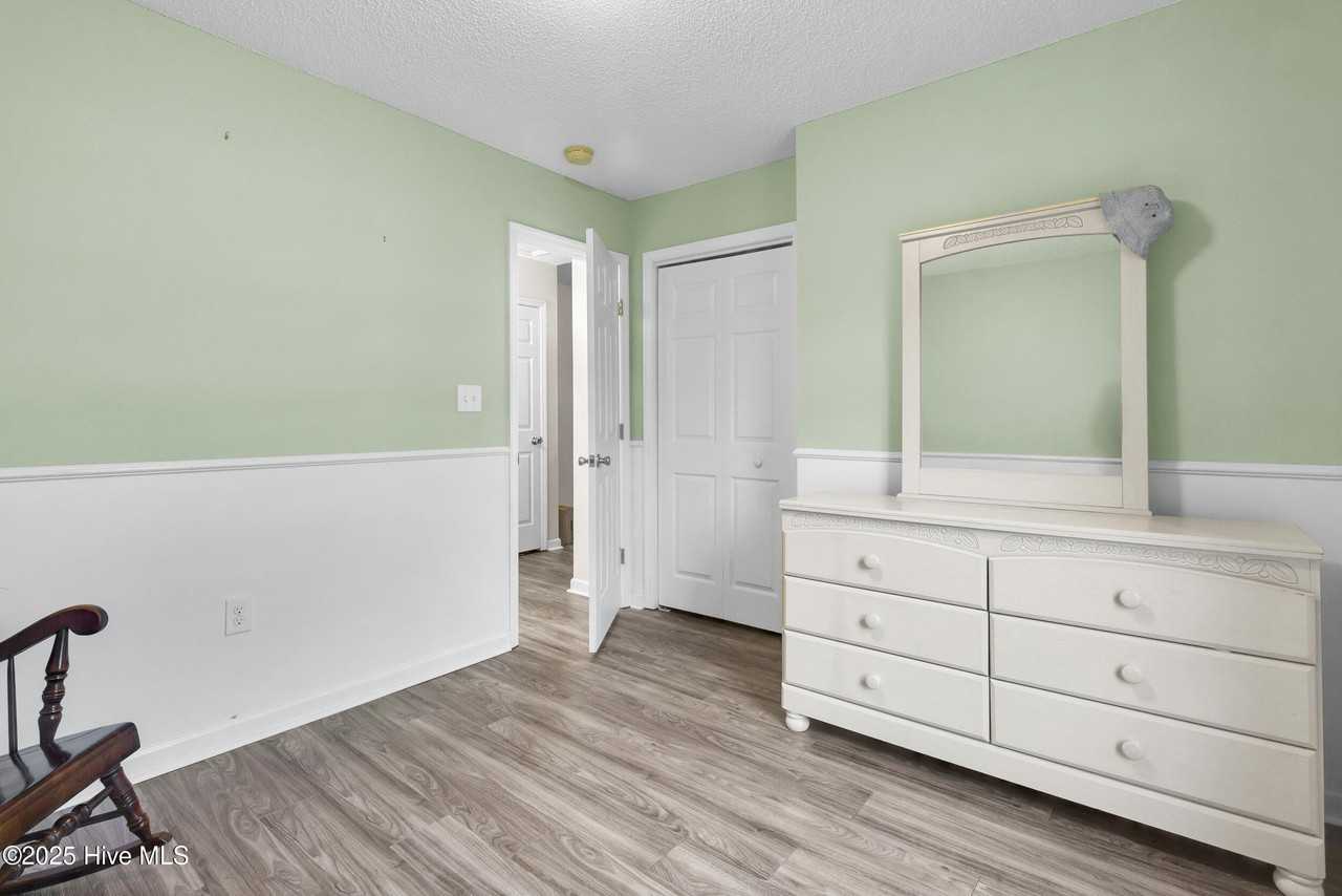 116 Gregory Drive - Photo 5 of 28