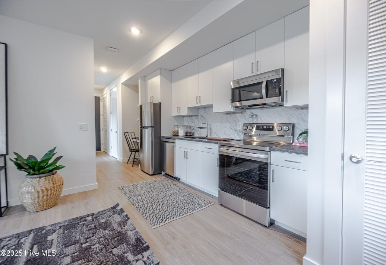 1102 Castle St #306 - Photo 2 of 6