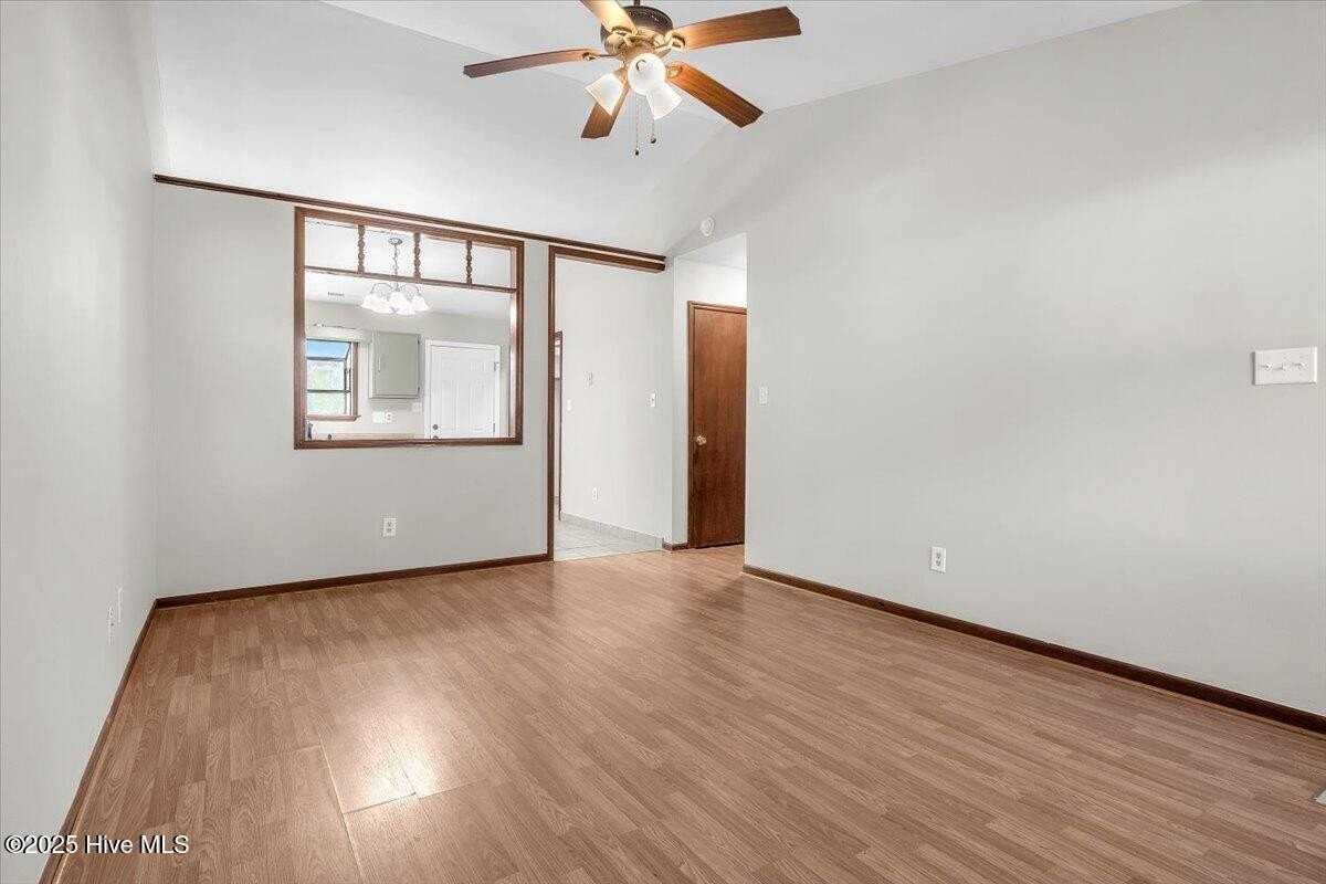 1034 Spring Villa Drive - Photo 5 of 31