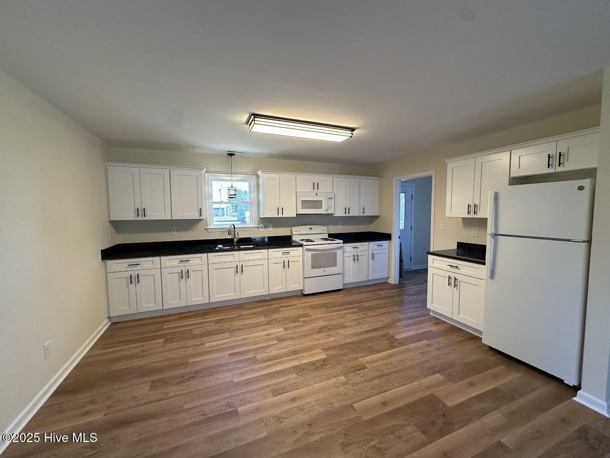 1620 West Street - Photo 2 of 10