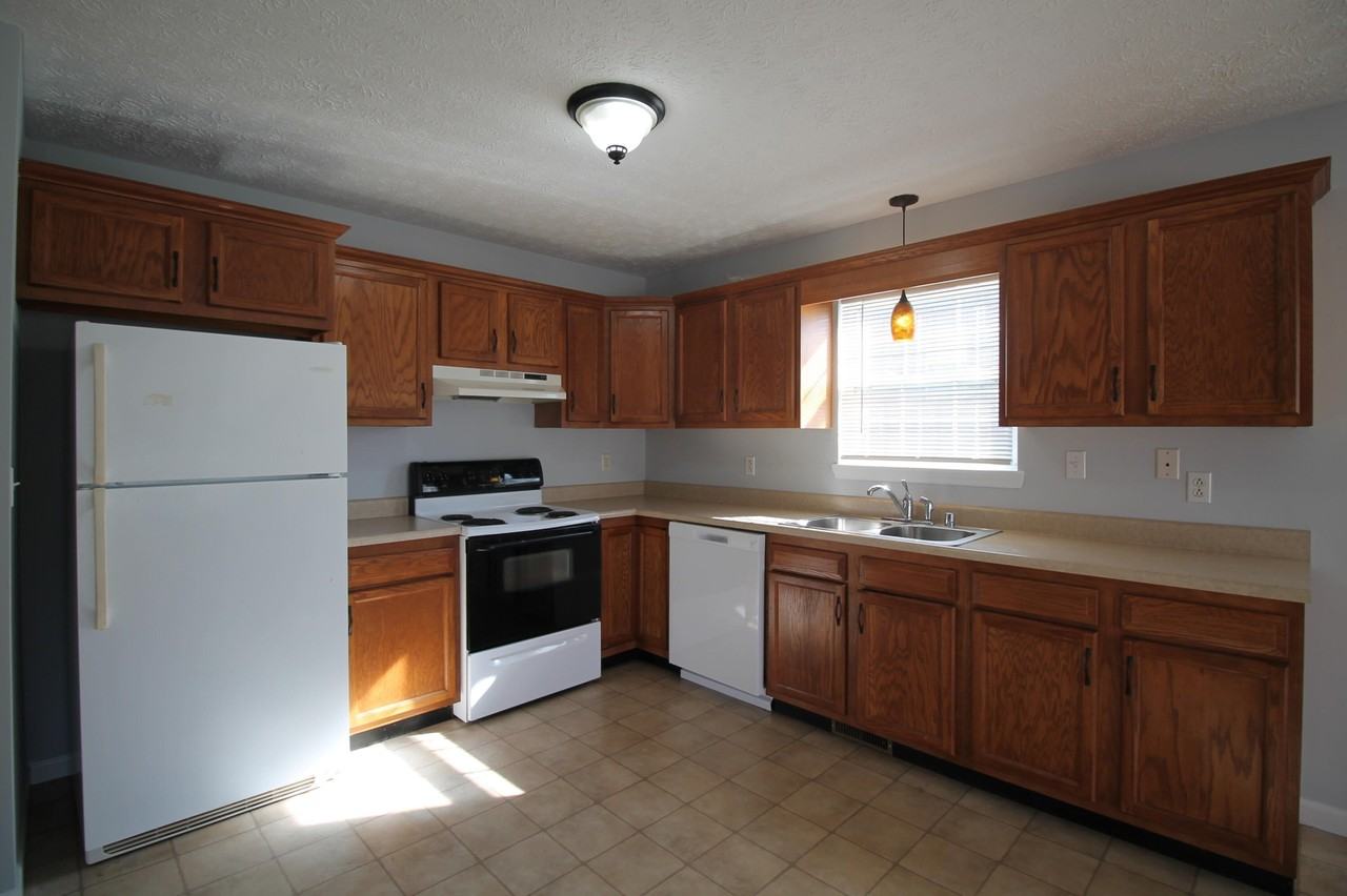 737 Cobbler Lane - Photo 7 of 14