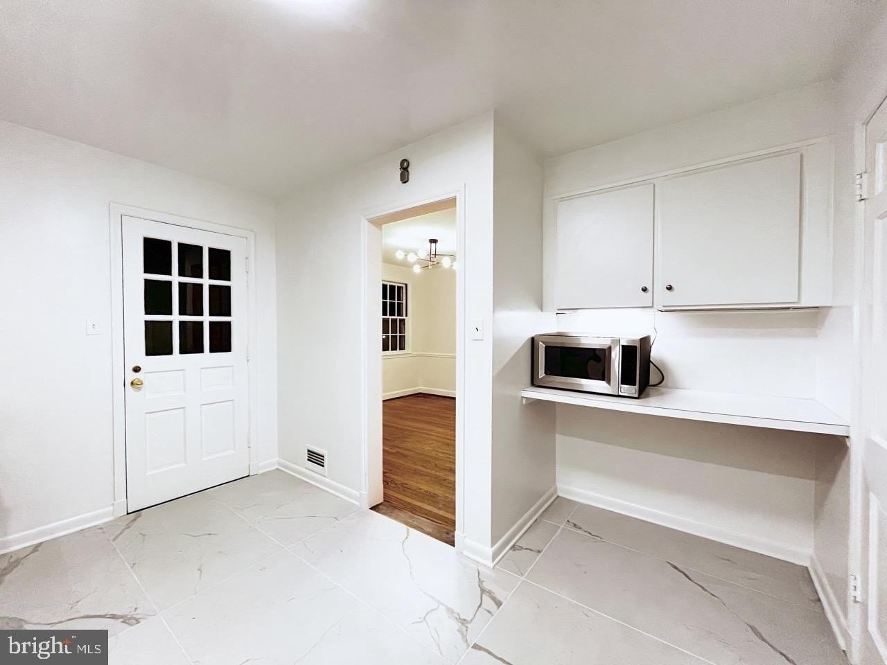 5507 Chesterbrook Rd - Photo 6 of 24