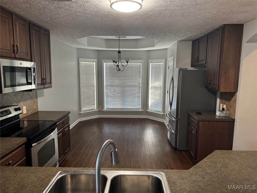 9133 Saw Tooth Loop - Photo 7 of 32